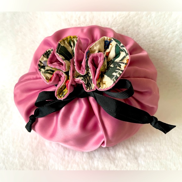 GUCCI FLORA POUCH w/DRAWSTRING NWTππ - Picture 3 of 7